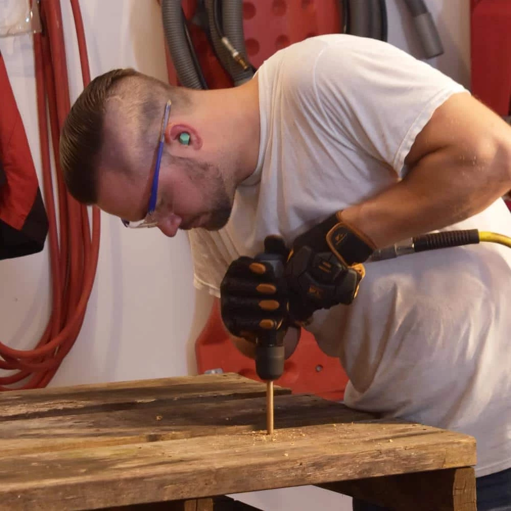 Get Stuff Done Keyless Reversible Air Drill 1/4 in. Inlet (XT401000) by Campbell Hausfeld 5 Get Stuff Done Keyless Reversible Air Drill 1/4 in. Inlet (XT401000) by Campbell Hausfeld - Image 5